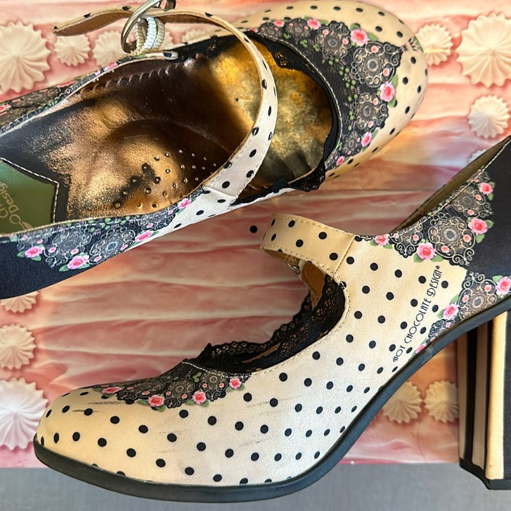 Polka Dot Floral Mary Jane Heels - Cream & Black